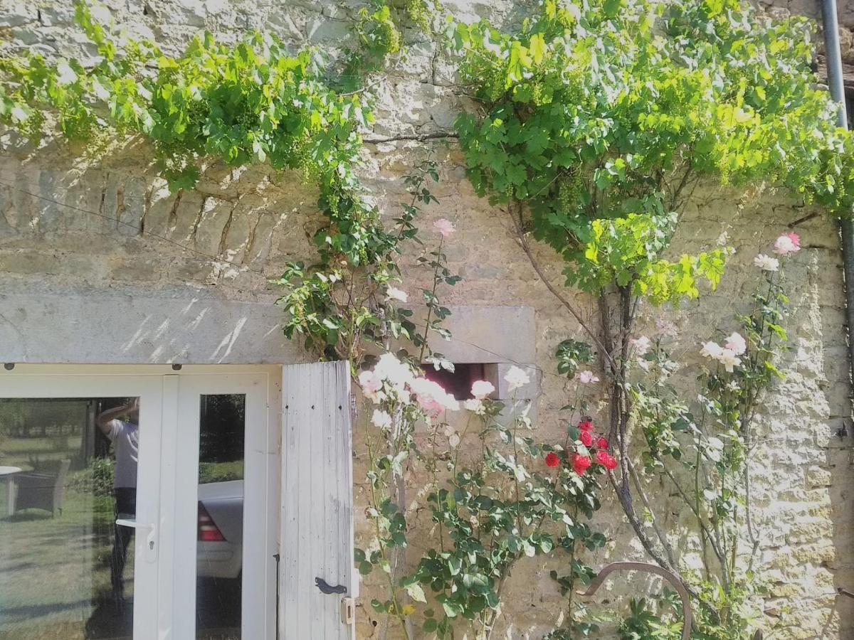 Gite Le Tilleul De La Fontaine Alluy Dış mekan fotoğraf